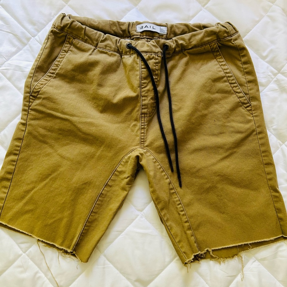 The Rail Slim Fit Shorts